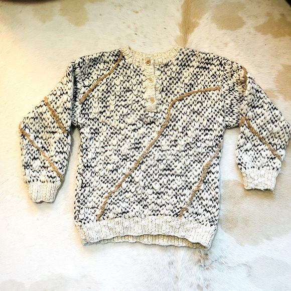 Handmade Wool Chunky Sweater - Picture 1 of 5